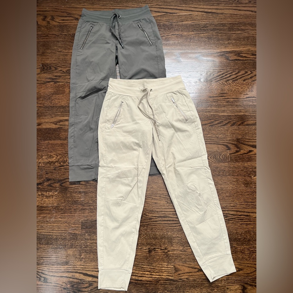 Lot of Two Women’s Athleta Athletic Green and Cream Joggers Size 2
